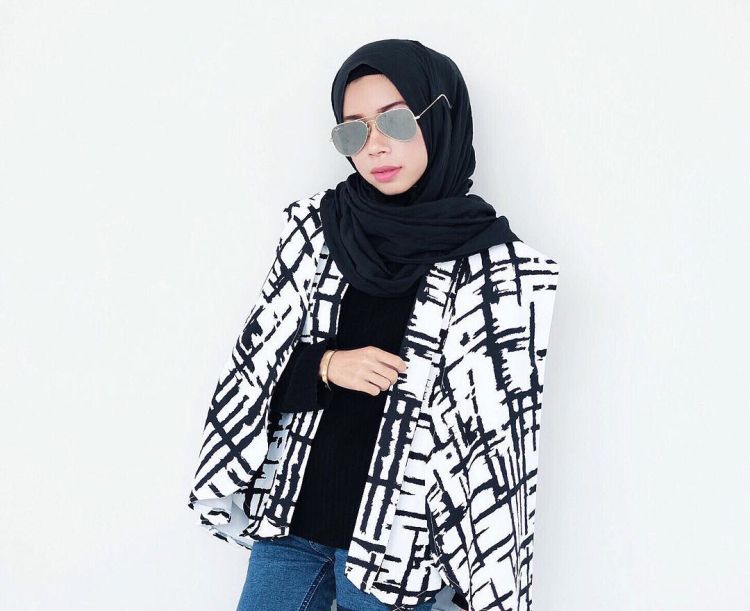 cape blazer itu nggak selamanya formal kok