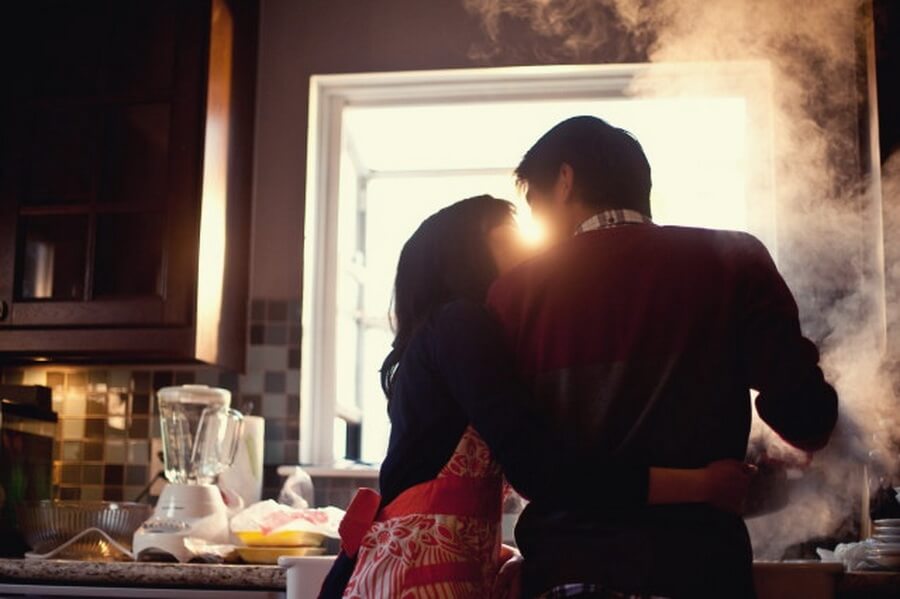 Kamu Nggak Bisa Makan ‘Aku Sayang Kamu’ Tiap Hari. Relationship Goals yang Dewasa Harusnya Begini