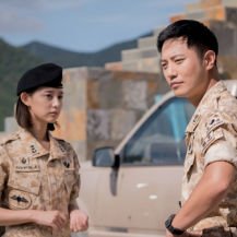 Girls, Cari Tahu Yuk Siapa Aktor Pemeran Descendant of The Sun yang Cocok Jadi Pacarmu!