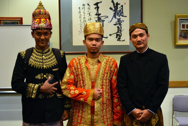 Busana pengantin pria khas Minang