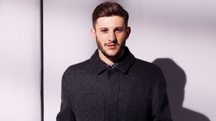 siapa yang ngga melting sama Adam Lallana ini, ulalalalaaa ~