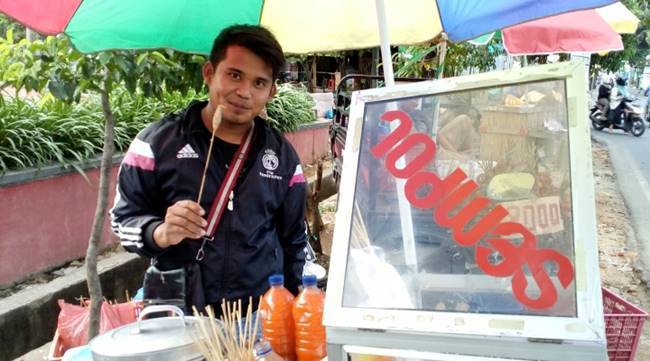 Ini Nih Alasan Makanan Sempol Bisa Booming Banget di Malang