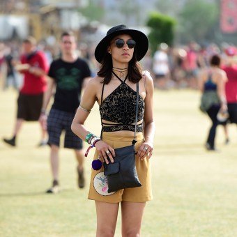 7 Inspirasi Fashion a la Coachella yang Cocok buat Gaya Sehari-Hari Kamu