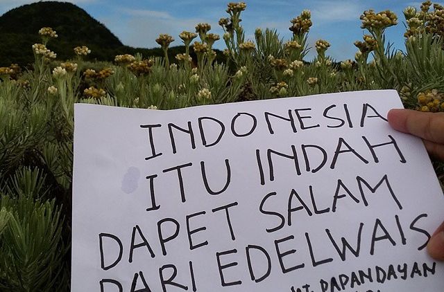 Please! Jangan Lagi Menulis “Indonesia Itu Indah, Kapan Kamu Ke Sini!”