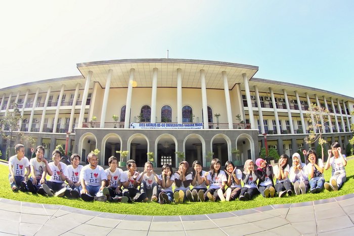 Mungkin Kamu Sudah Meninggalkan UGM, Namun Yakin Hatimu Bisa Move On dari Kampus Ini?