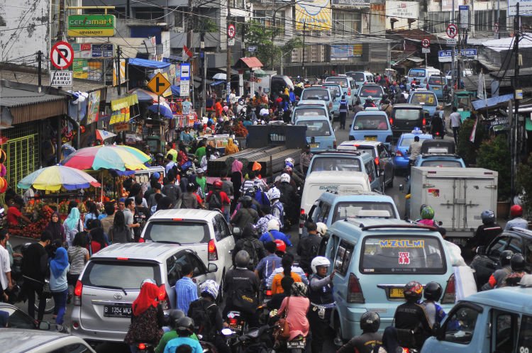 ada yang bisa nandingi macetnya Jakarta?