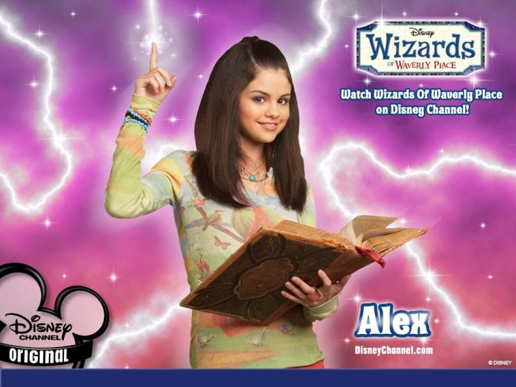 Jaman Selena Gomez masih jadi penyihir, eh aktris serial anak-anak.