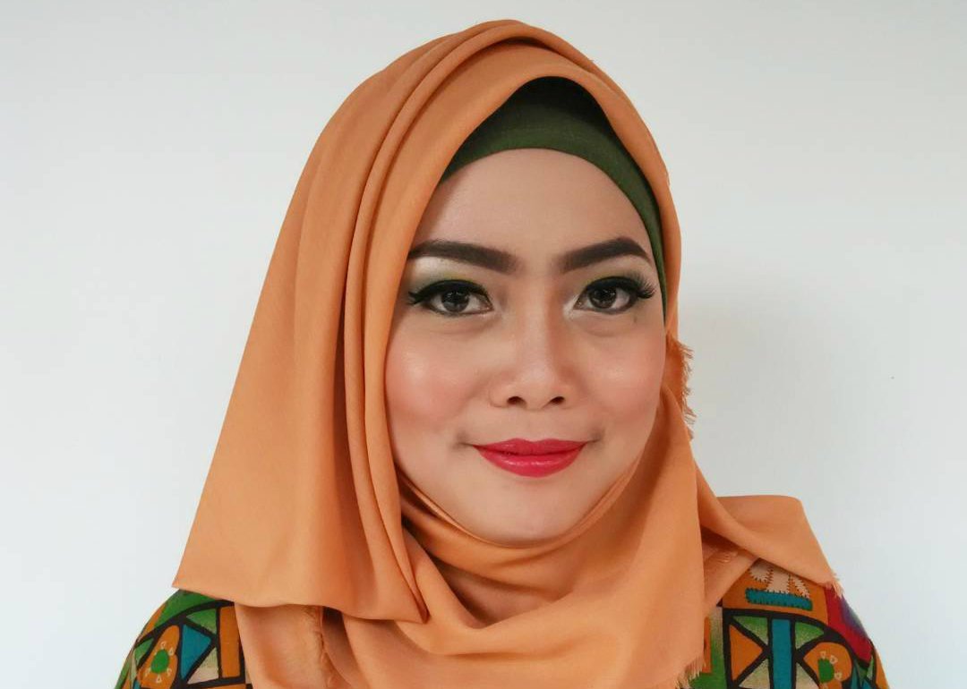 [Kursus Cepat] 6 Ide Make Up Wisuda Simpel yang Bisa Kamu Praktikkan Sendiri di Rumah