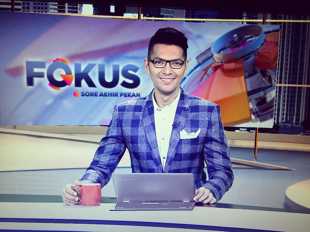 8 News Anchor Kece yang Sukses Bikin Cewek Gagal Fokus Sama Berita. Mana yang Paling Kamu Suka?