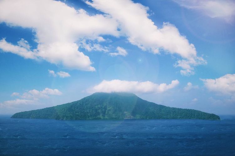 Krakatau yang indah.