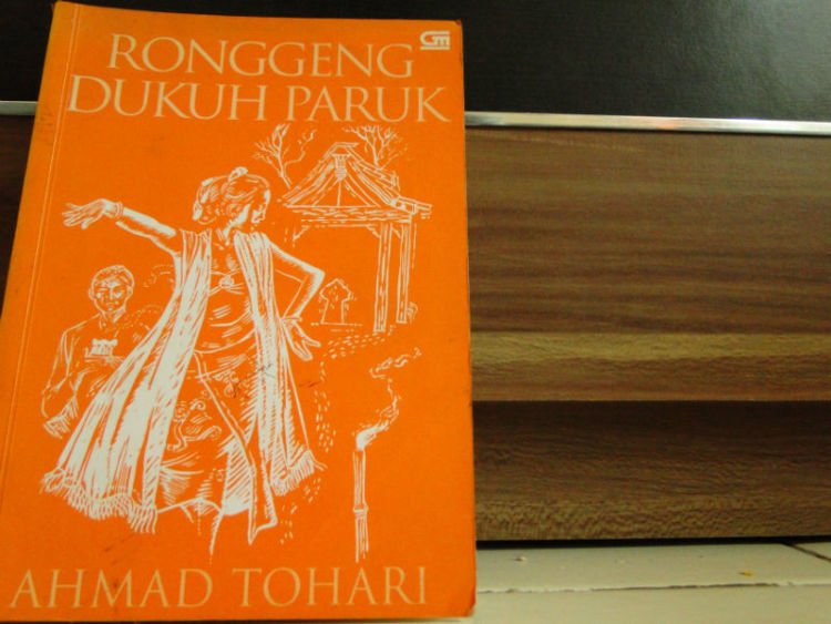 Novel Ronggeng Dukuh Paruk