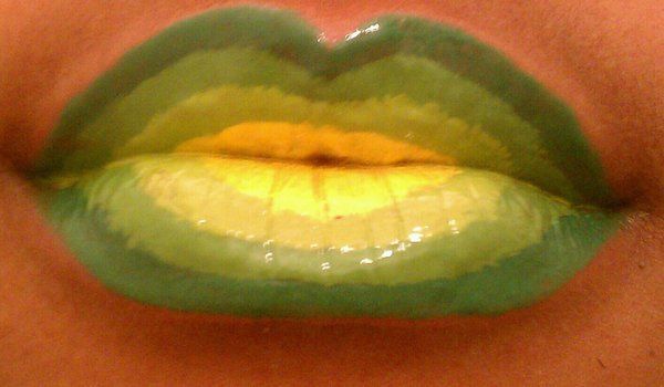 avocado for the lips