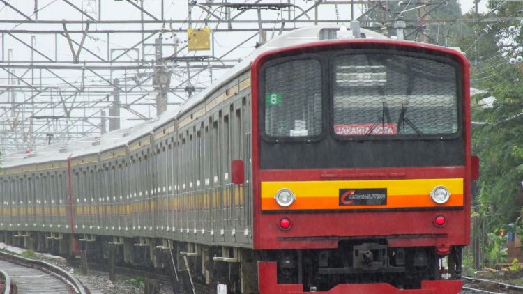 Orang-Orang yang Akan Kamu Temui Ketika Kamu Naik KRL