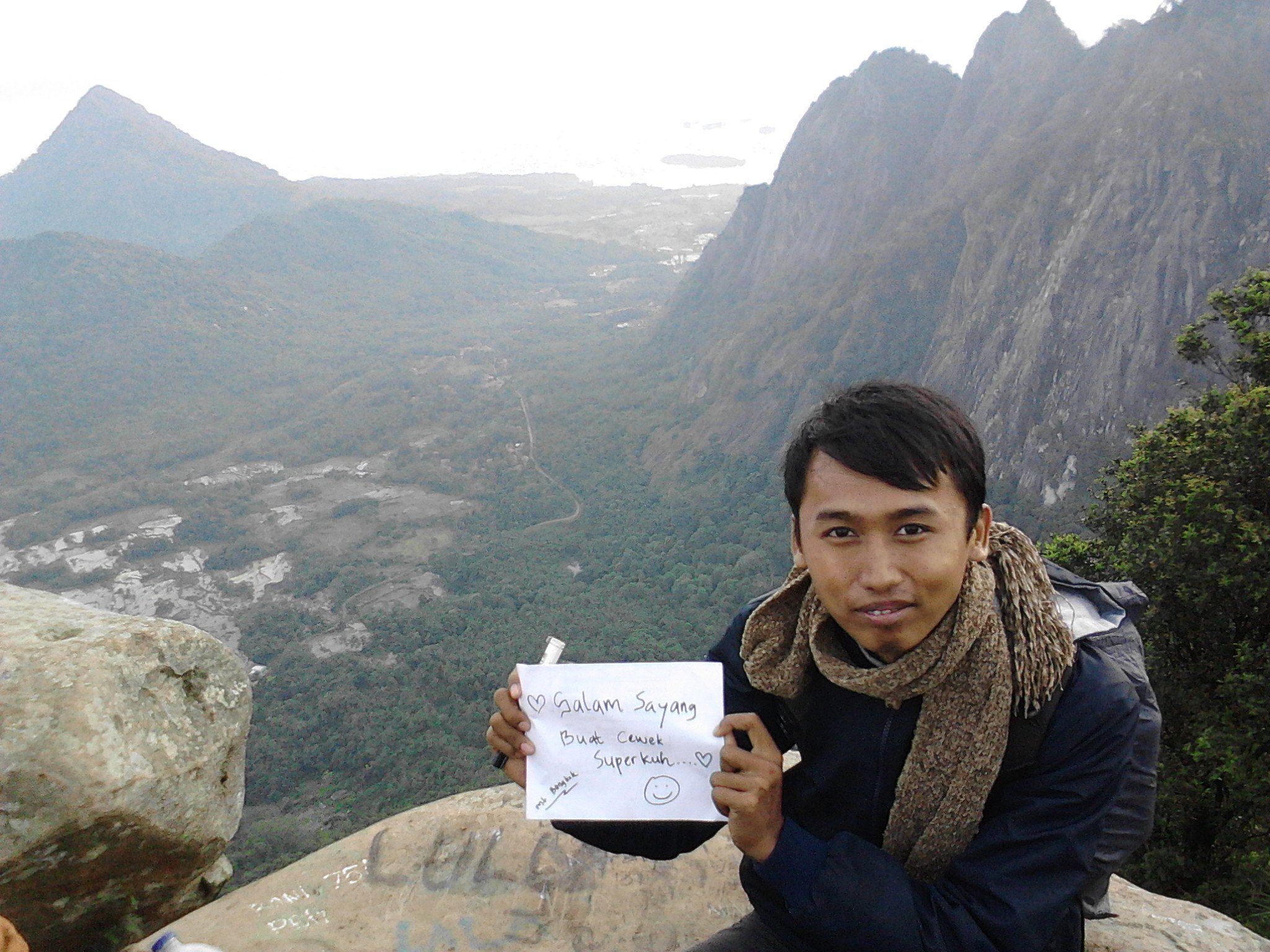 90 Derajat Kerinduan di Gunung Bongkok