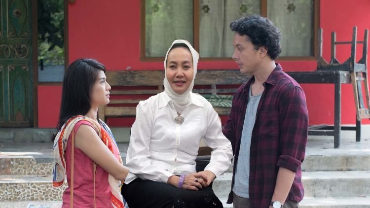 Kebelet Main Drama, Mungkin Rektor UGM Terlalu Baper Nonton AADC 2.