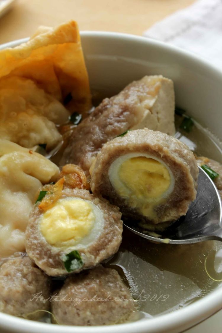 bakso telurrr.