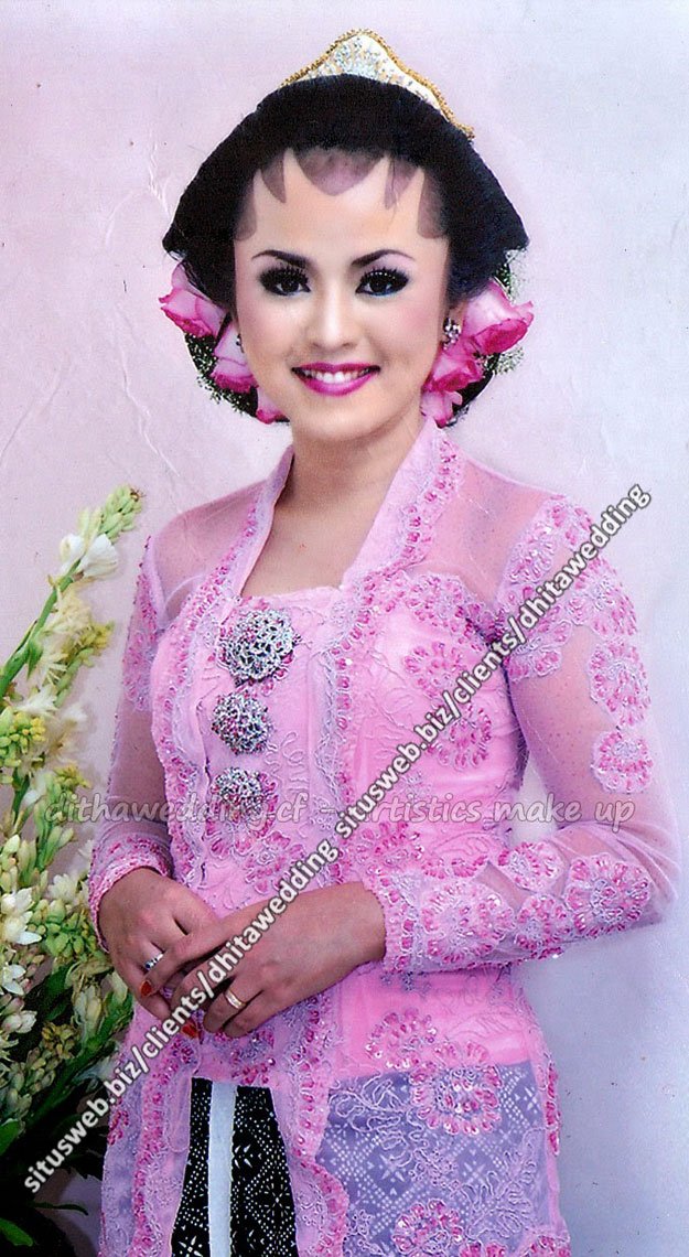 Untukmu Calon Ratu Sehari Inilah 8 Inspirasi Kebaya  