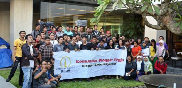 yang seneng nge-blog mungkin