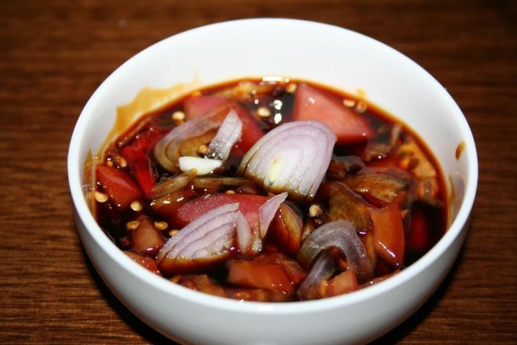 kecap jadi sambal.