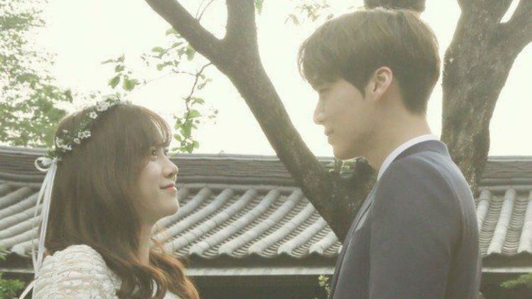 Ini Nih Kisah dan Foto Resepsi Pernikahan Ahn Jae Hyun – Goo Hye Sun yang Banyak Bikin Penasaran!