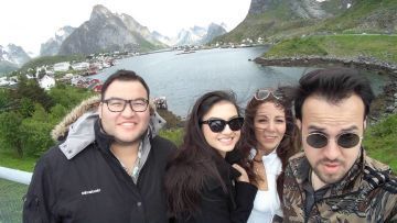 Raline Shah Ramadhan Ini Liburan Ke Norwegia, Foto-fotonya Sungguh Memanjakan Mata