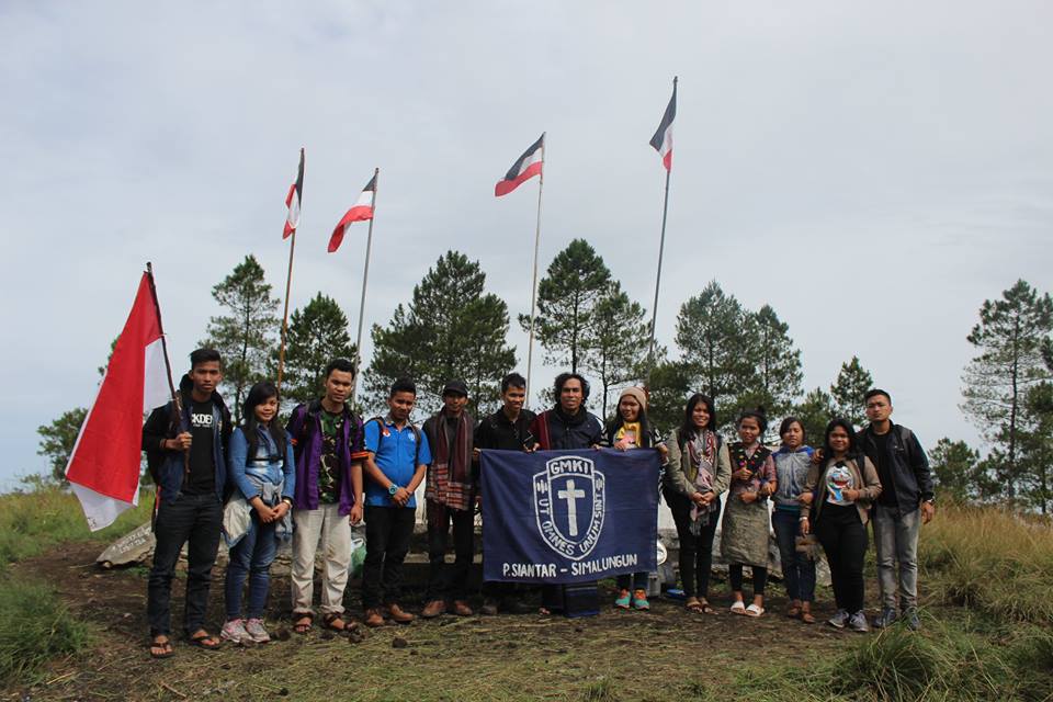 Kisahku di Gunung Keramat Suku Batak