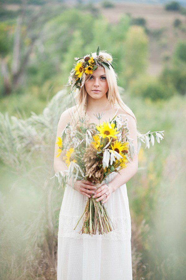 20 Inspirasi Mahkota Bunga atau Flower Crown Yang Cantique 