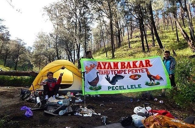 Kalau Gunung Sudah Rame Kaya Pasar, Bisnis Ini Bisa Kamu Buka Di Sana! Ngakak Pasti Deh Bacanya