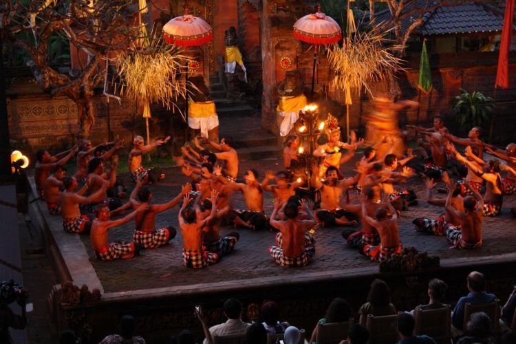 belajar budaya lewat tari-tarian dan sejarahnya, biar kamu lebih berbudaya