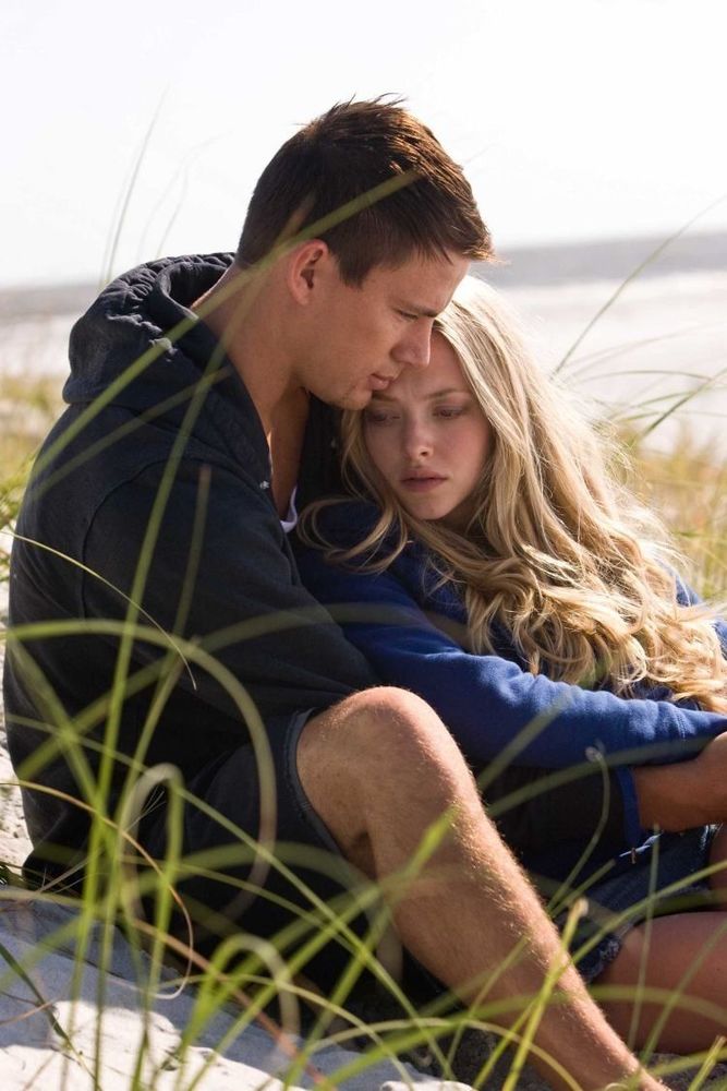 Channing Tatum (left) and Amanda Seyfried star in Screen Gems' romantic drama DEAR JOHN.