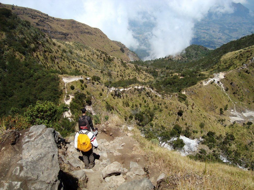 5 Mitos dan Pantangan Mendaki Gunung Lawu. Ketahui, Agar Pendakianmu Aman