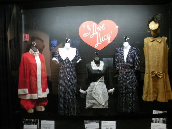 Nggak Cuma Asyik Diikuti, 10 Fakta Tentang Serial 'I Love Lucy' Ini Juga Menarik Untuk Diketahui!