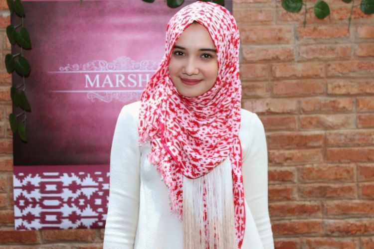 hijab motif zaskia sungkar