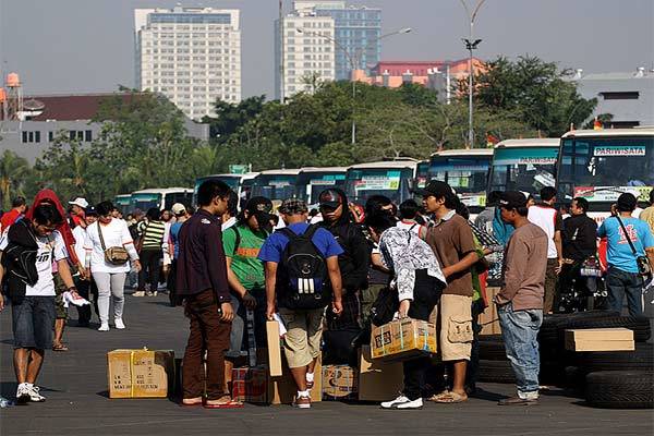 Mumpung di kampung halaman jangan lupa untuk tetap kompak.