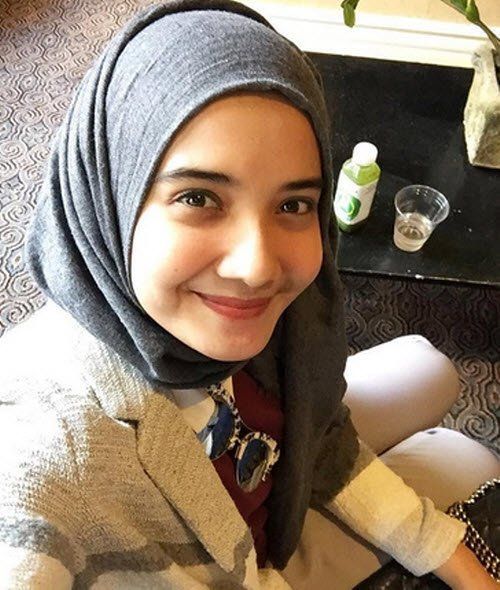 hijab polos zaskia sungkar