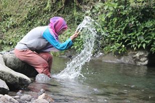 Cewek yang Bikin Klepek-klepek Cowok? Cewek yang Murah Senyum, dong!