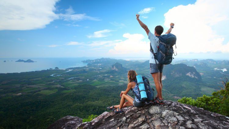 Pacarmu Hobi Naik Gunung? Kamu Harus Bersyukur Karena 5 Alasan Ini !