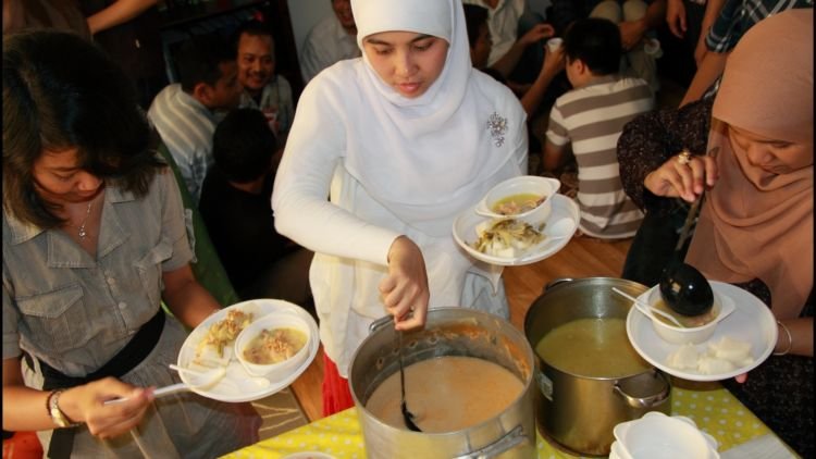 8 Hal yang Bisa Dilakukan Jika Kamu Nggak Bisa Pulang ke Kampung Halaman. Jangan Sedih~