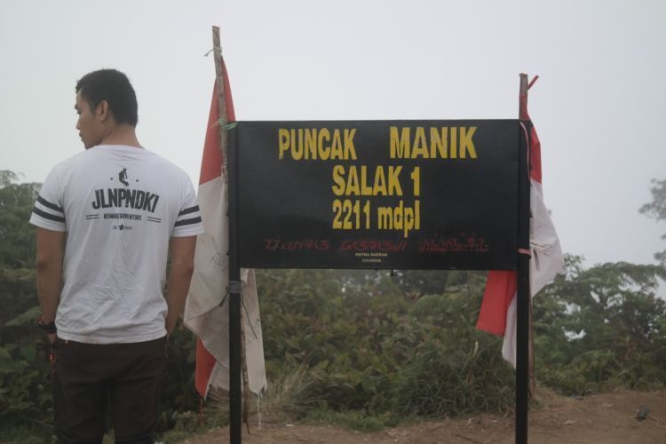 pendakian gunung salak