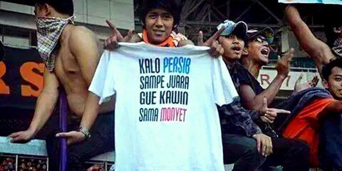 persib-juara-suporter-persija-ini-ditagih-kawin-dengan-monyet