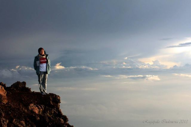 Pendakian Gunung Slamet oleh Komunitas Satubumikita.