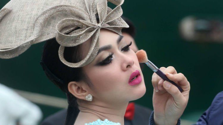 Penampilan glamour Syahrini