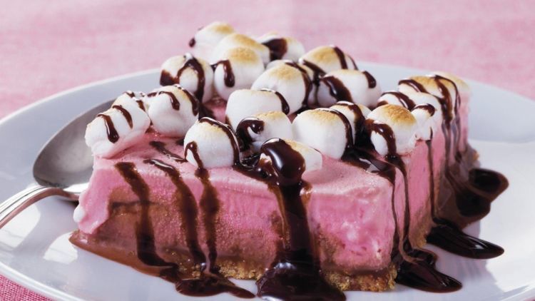 strawberry s'more ice cream cake