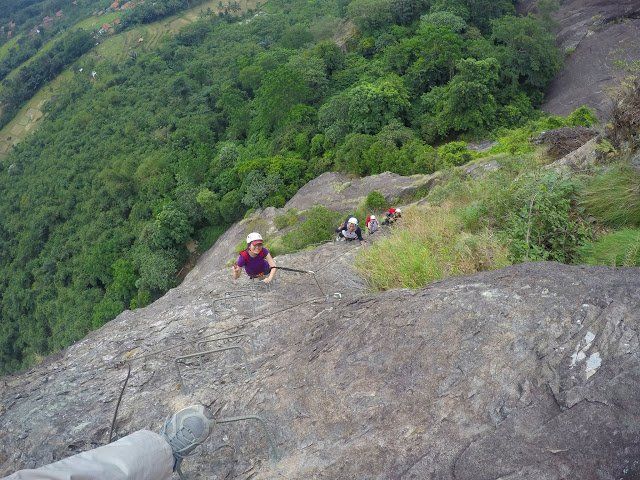 Via Ferrata Pertama di Indonesia yang Ada di Purwakarta