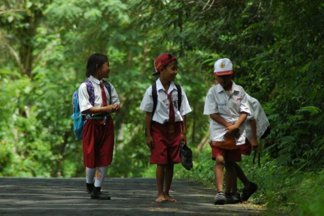 Selalu semangat berangkat sekolah