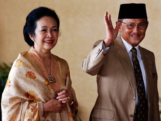 Habibie - Ainun