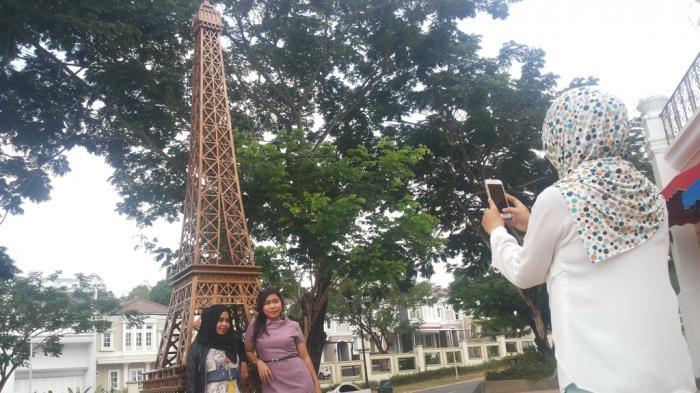 karena Eiffel hadir di Bumi Pertiwi, luar biasa ya