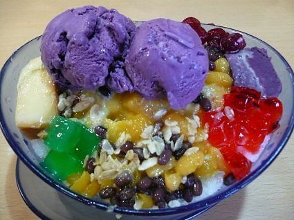 Halo-halo, khas Filipina.