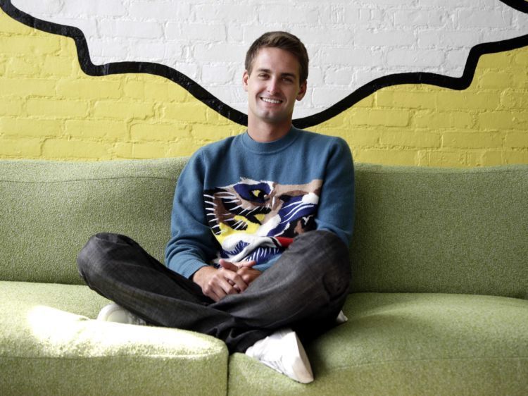 Berani mengikuti jejaknya Evan Spiegel?