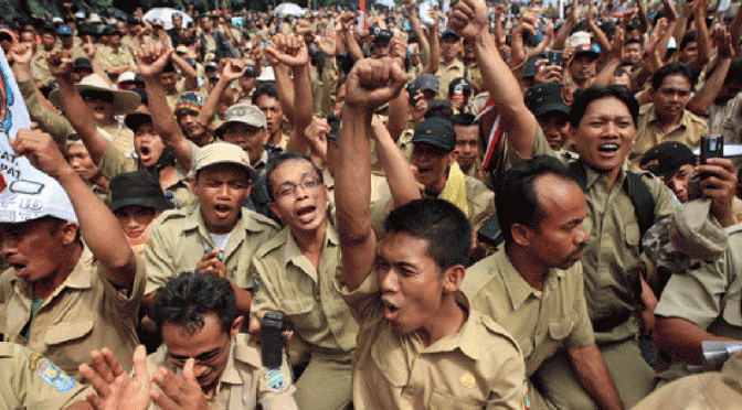 Merdeka Seorang Abdi Negara